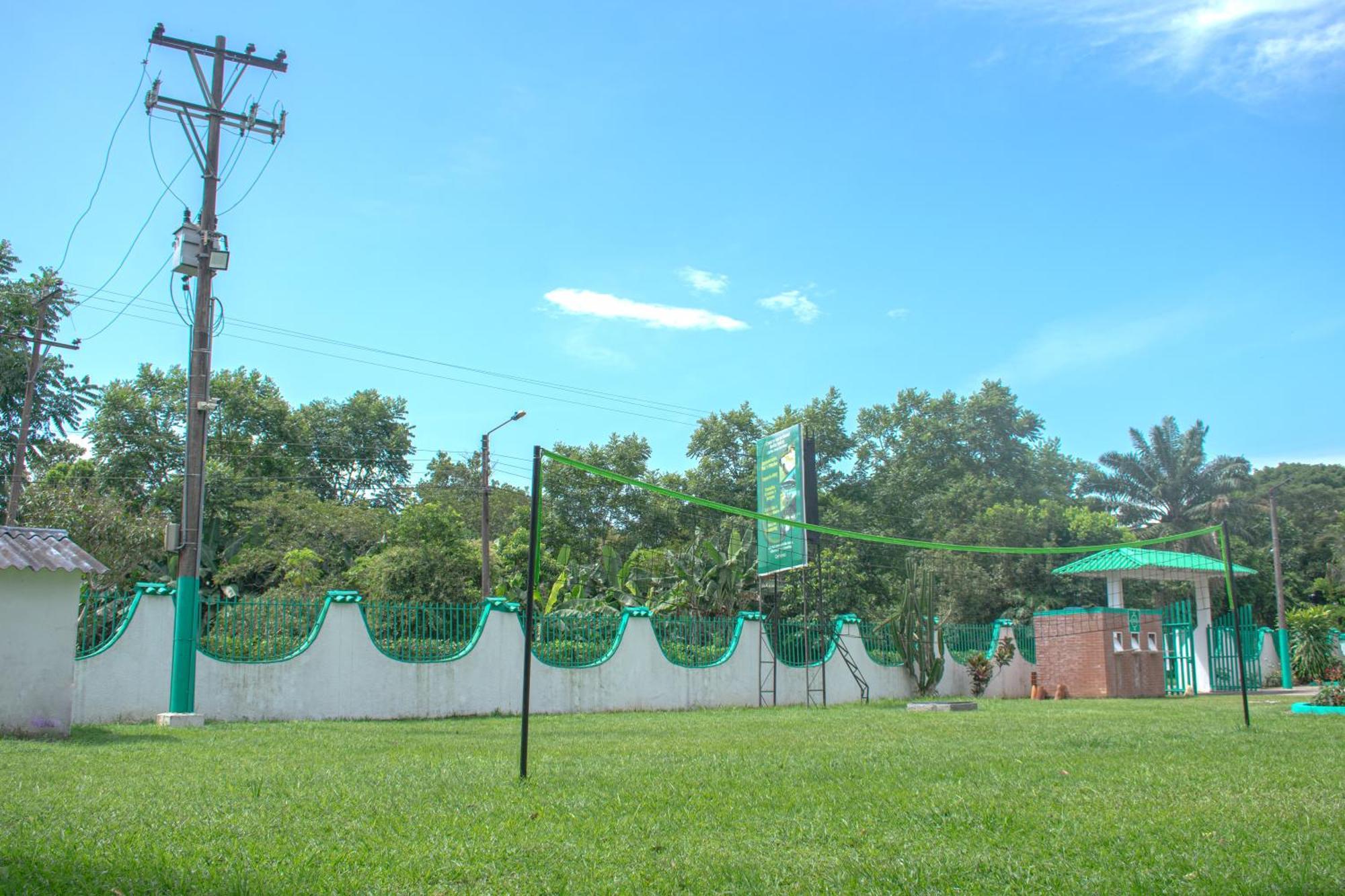 Club Bella Suiza - Carlos Ossa Escobar Marsella  Exterior photo
